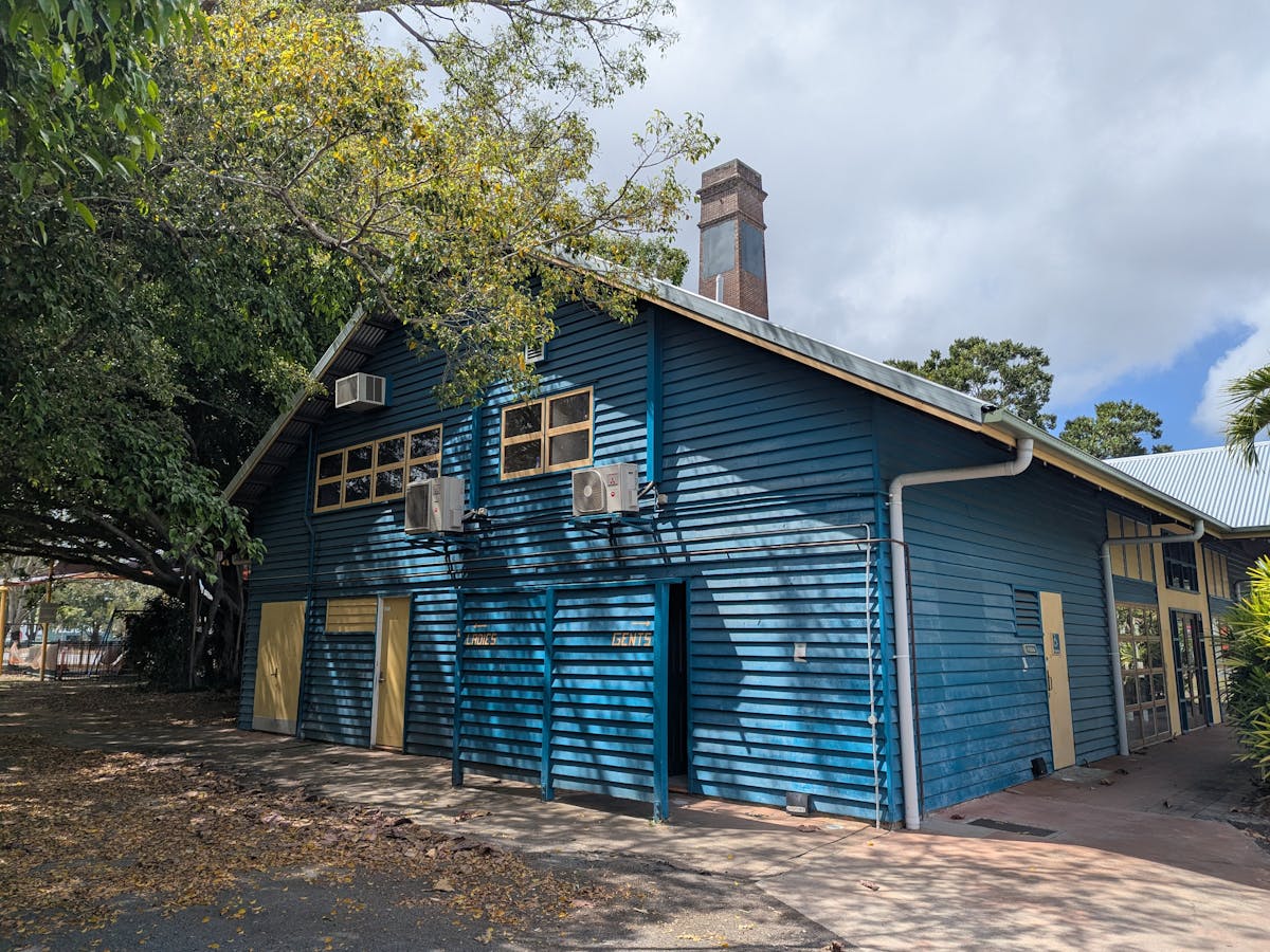 Col Story Rotary Park toilet block