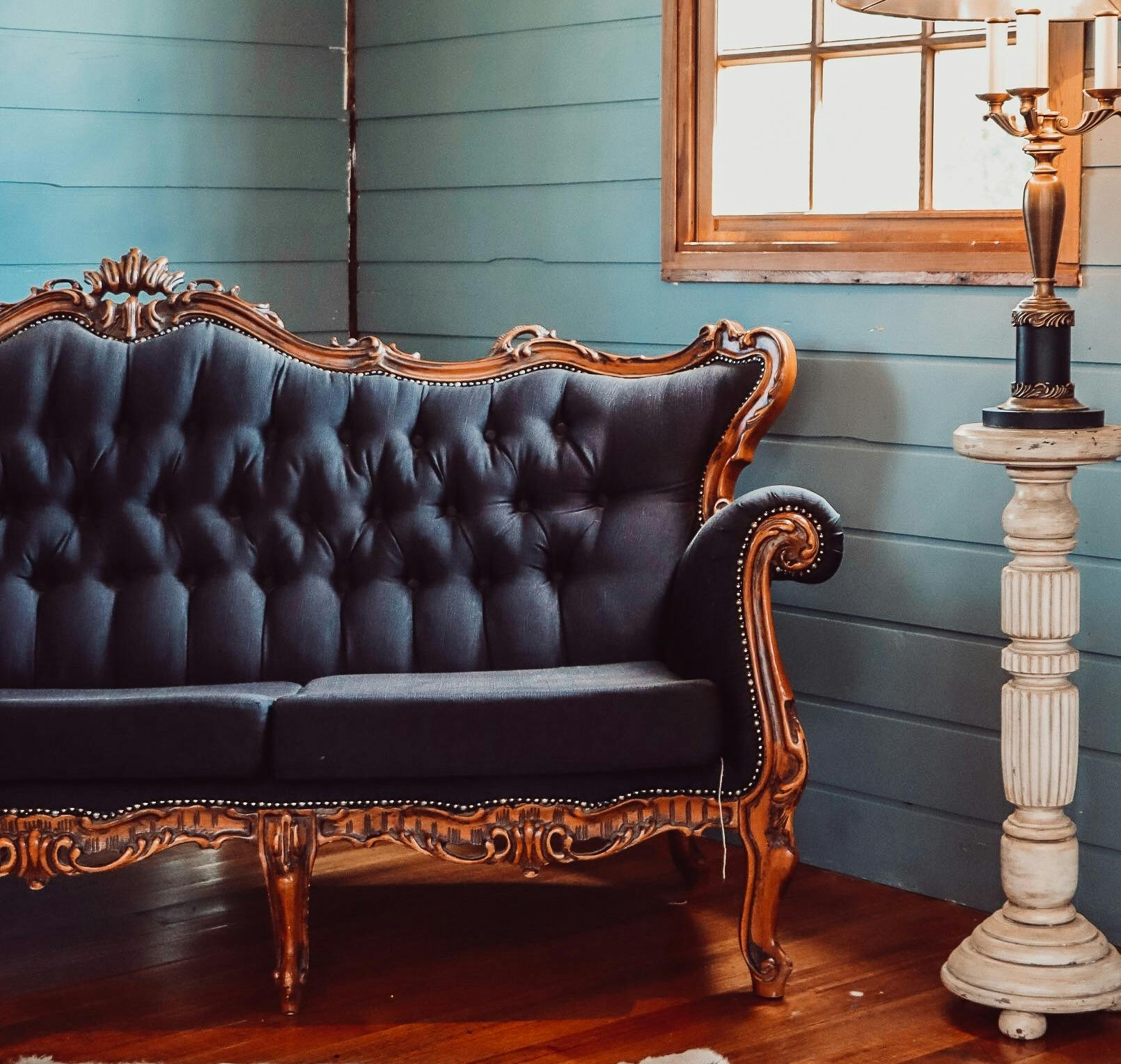 The Snowy Mountains Travellers Rest