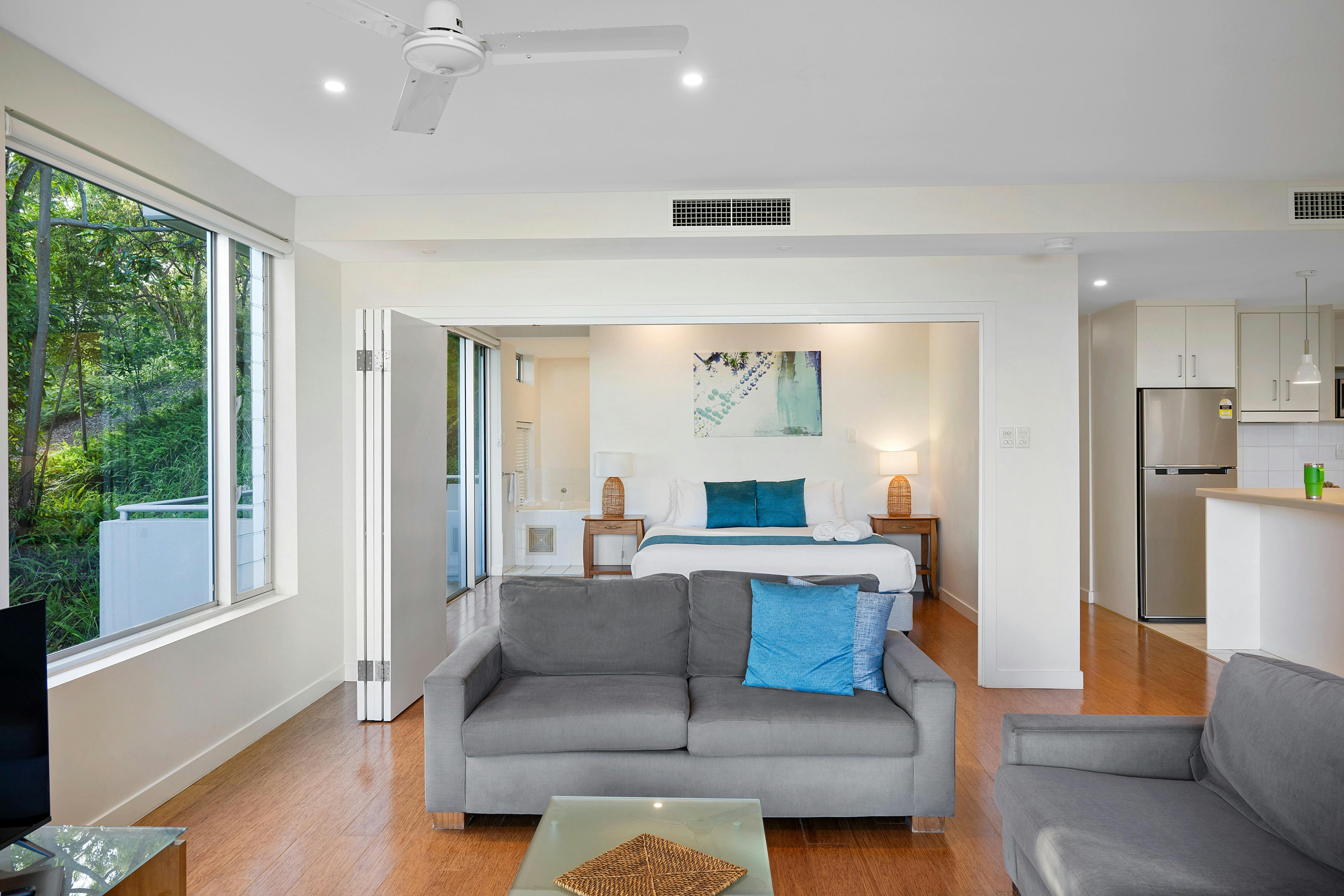 1 Bedroom Superior King Apartment