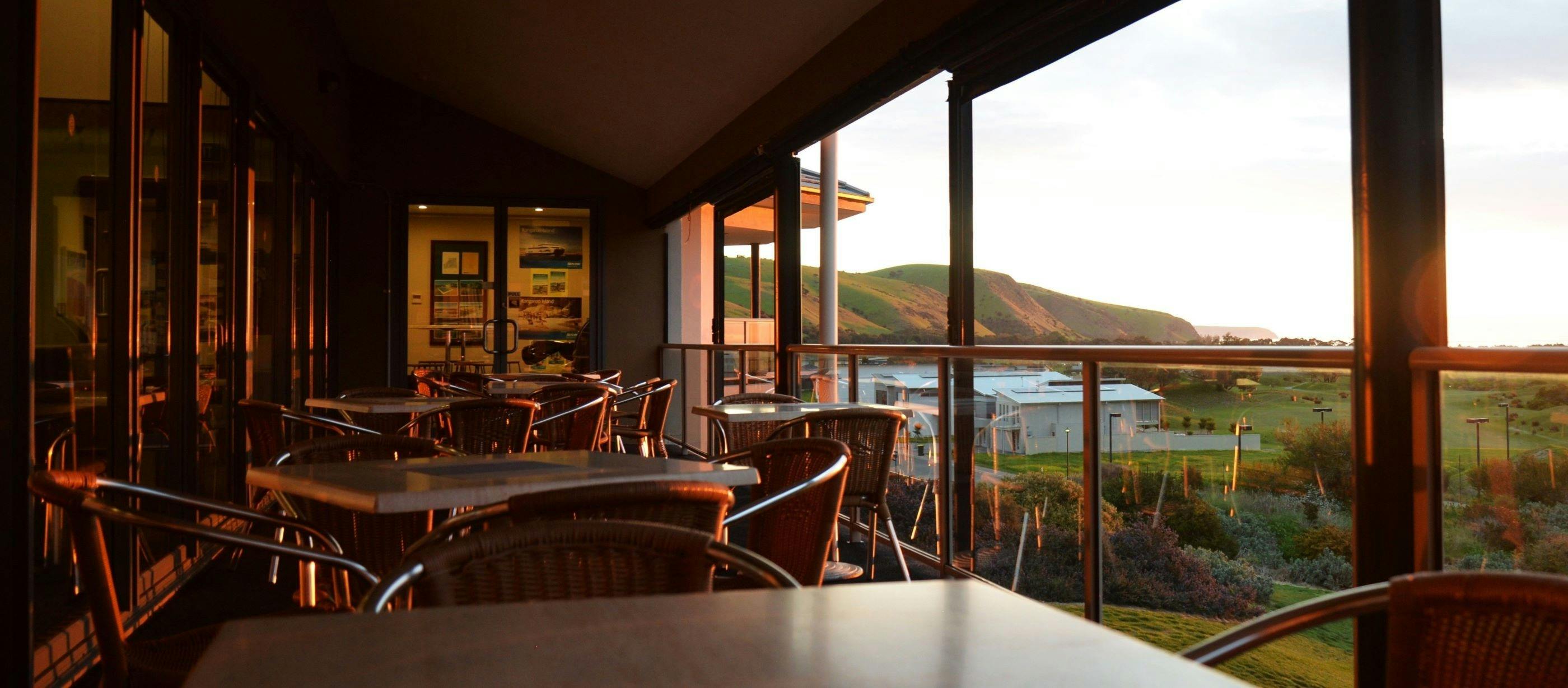 Links Lady Bay Degustation