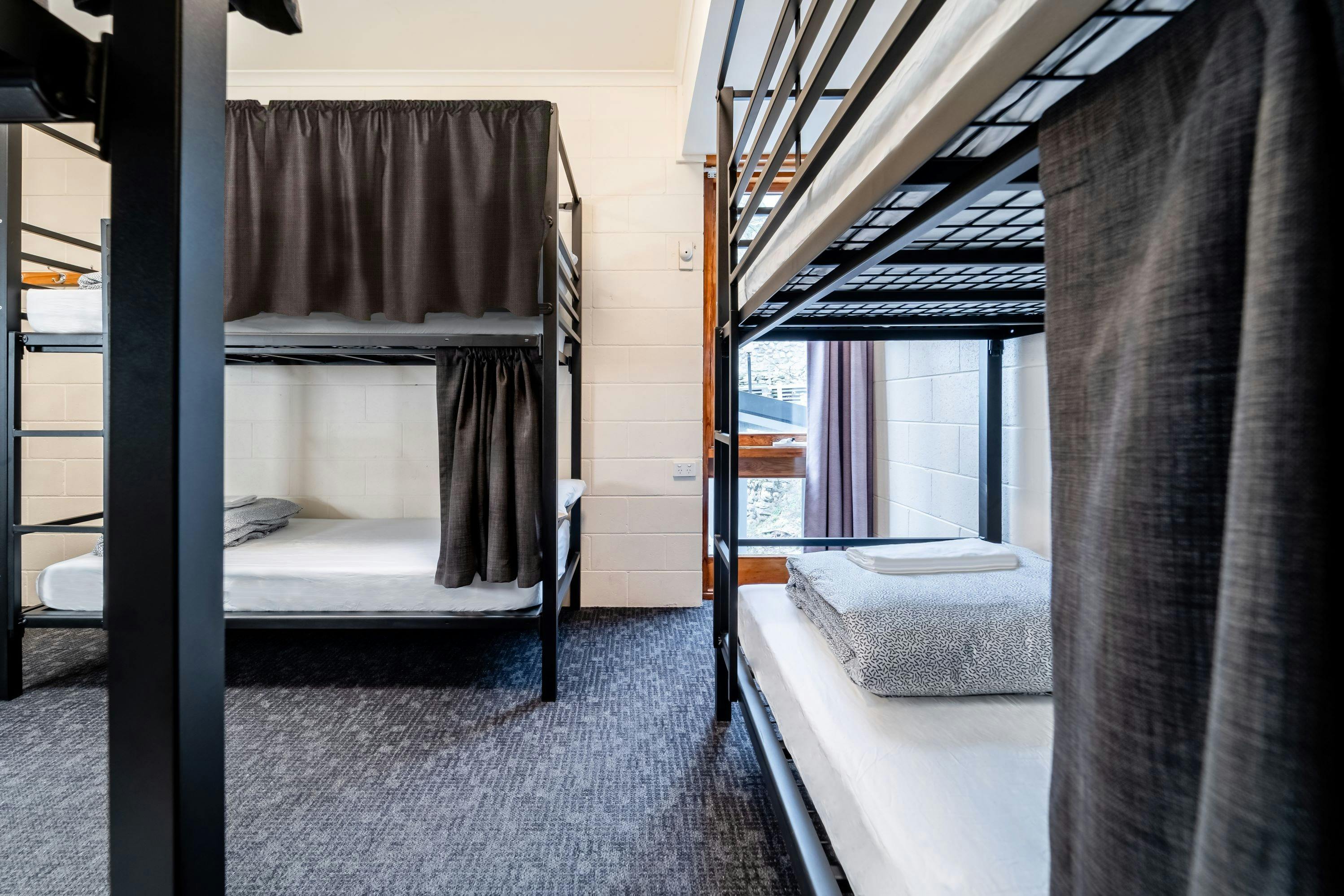 Multi-share Room