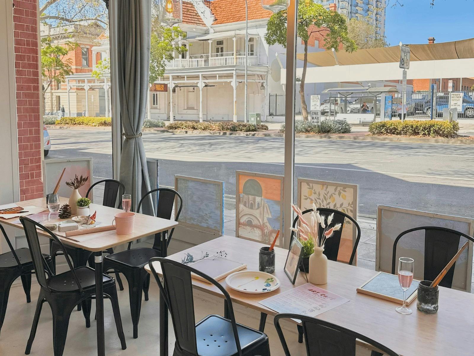 Paintelaide's Art Cafe