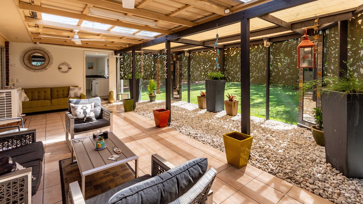 Outdoor entertainment area