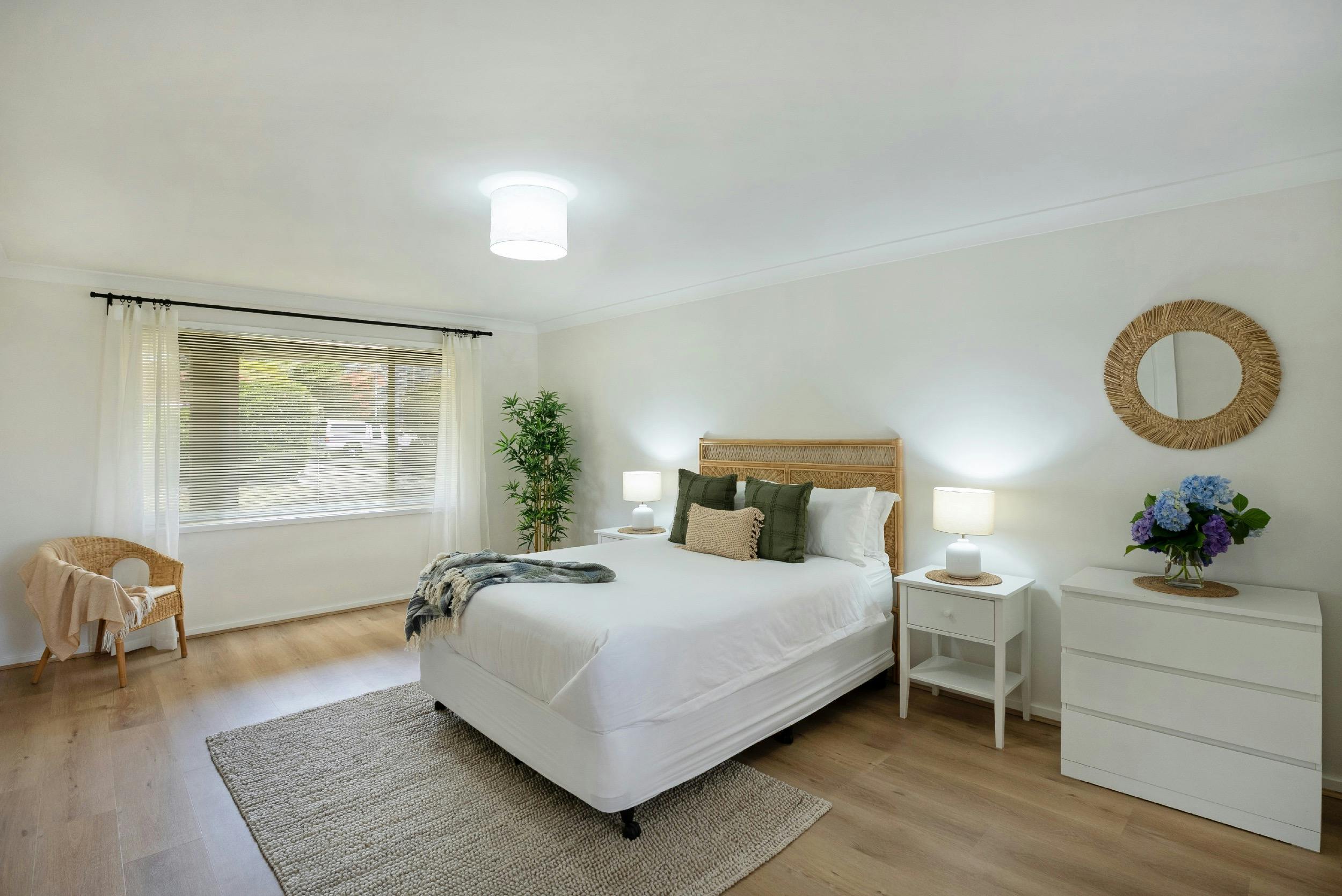 Pearl, Photographer Russell Quinn