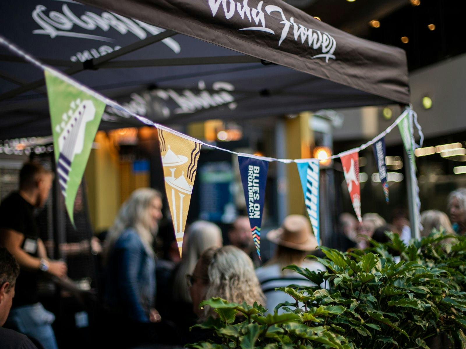 Den Devine Celebrates Blues on Broadbeach 2025