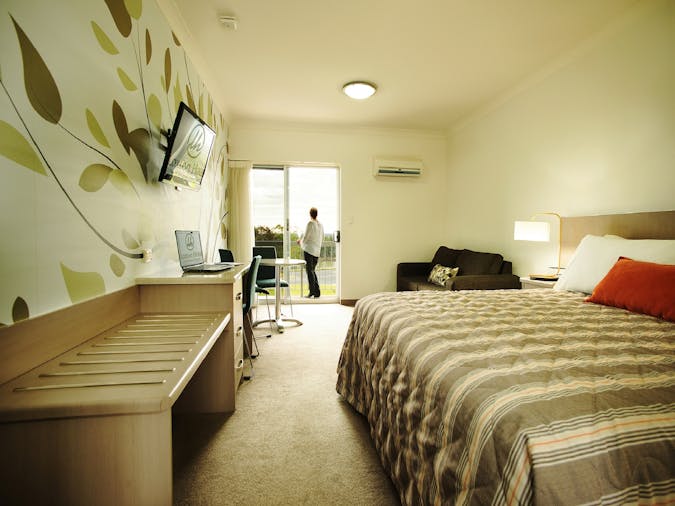 Riverview Motel