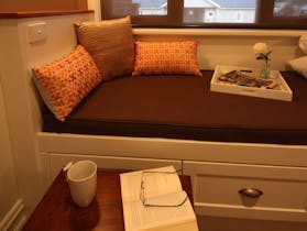 Autumn Cottage - Daybed for Extra sleeping