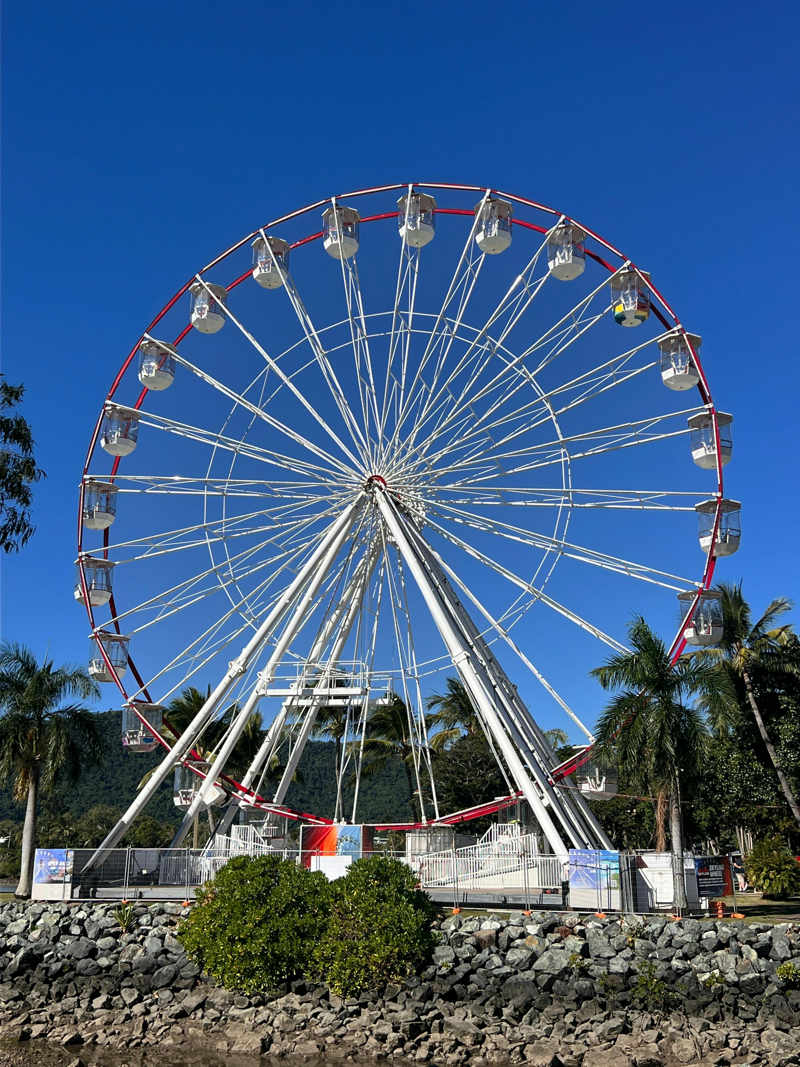 Skyline Ferris Wheel Airlie Beach