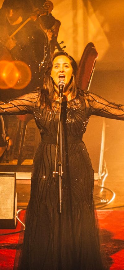 Lady singing