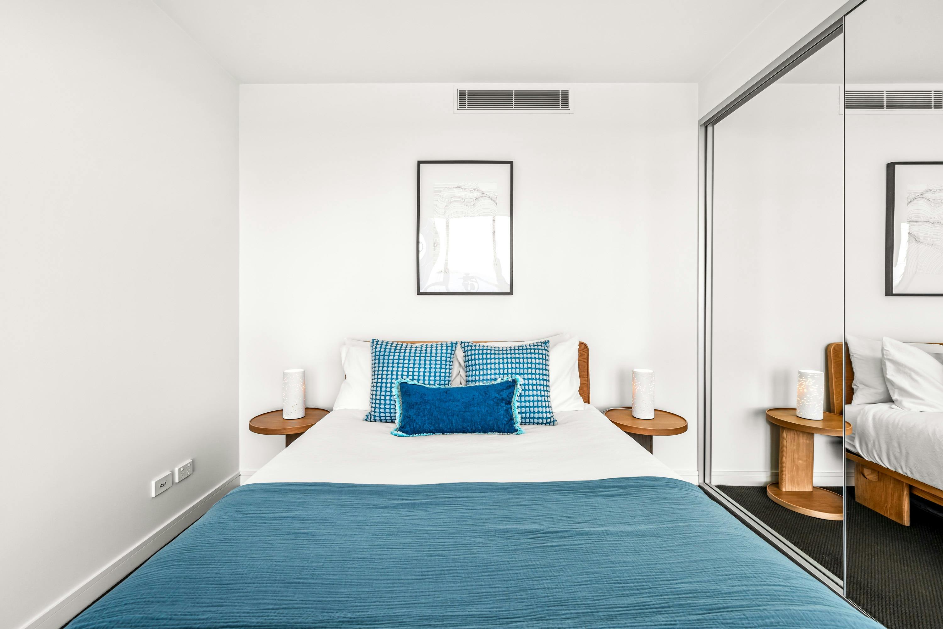 book newcastle The FAM holiday apartment airbnb host co-host oceana