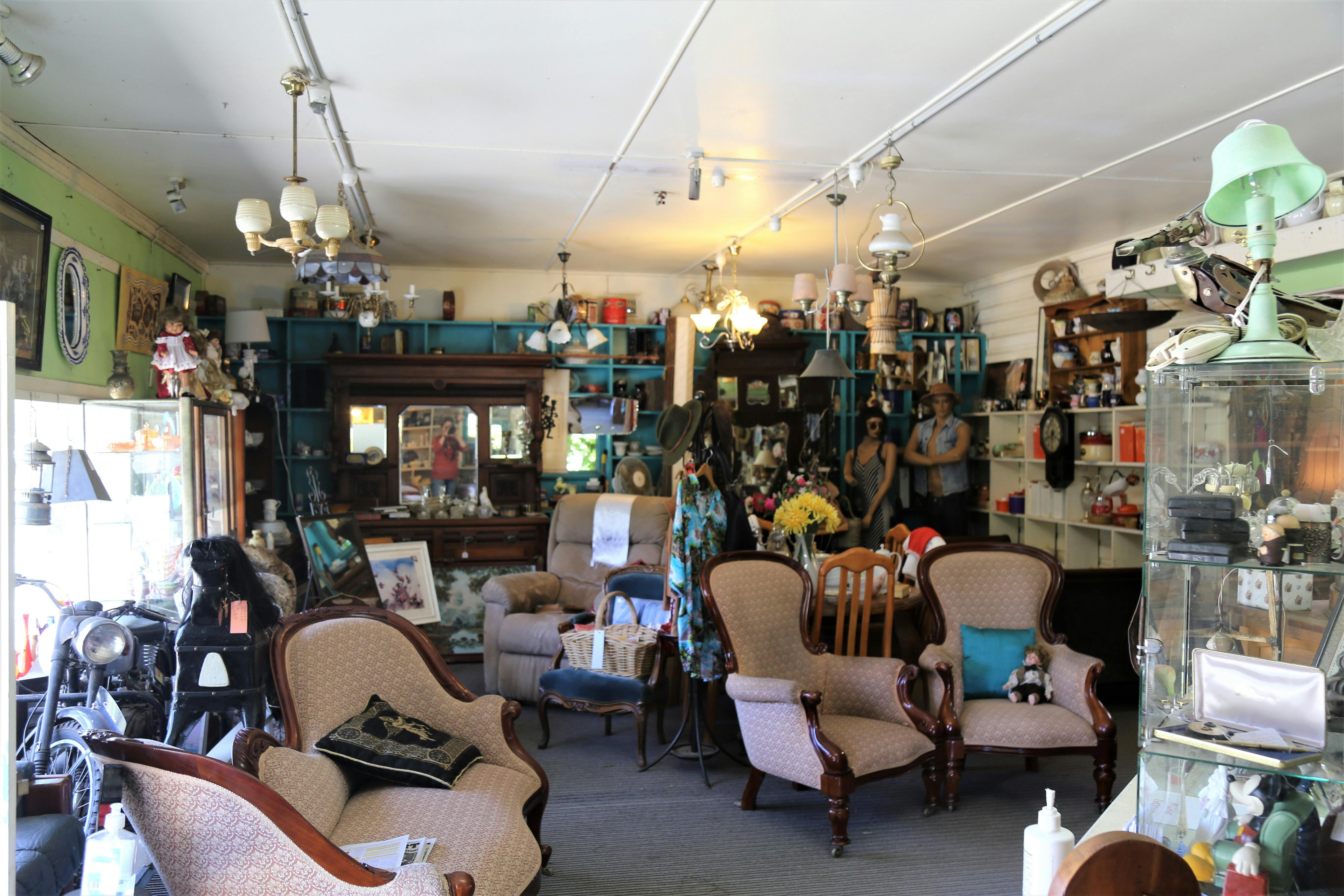 Antique Collectables