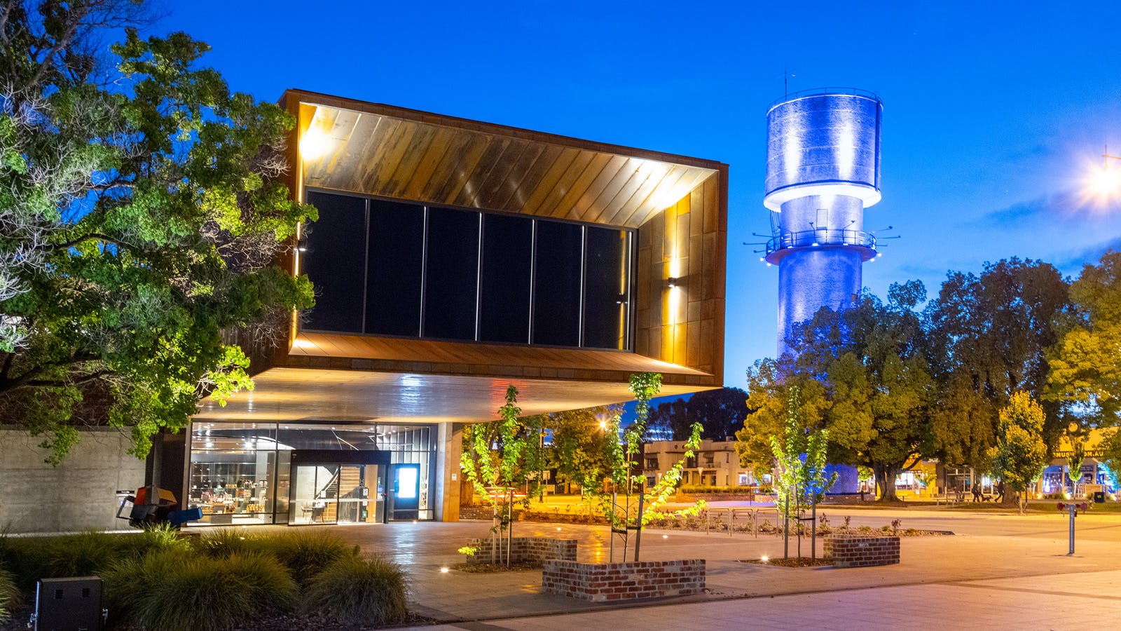 Hyphen - Main entrance