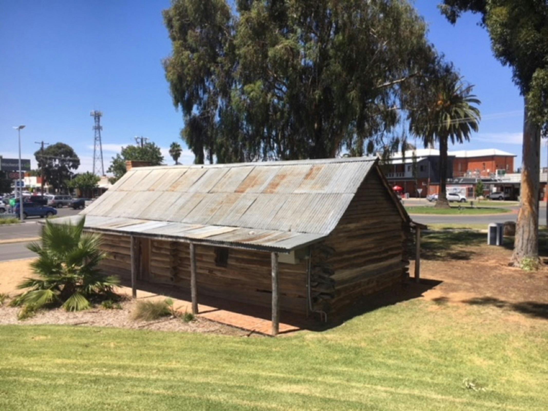 Cobram Log Cabin