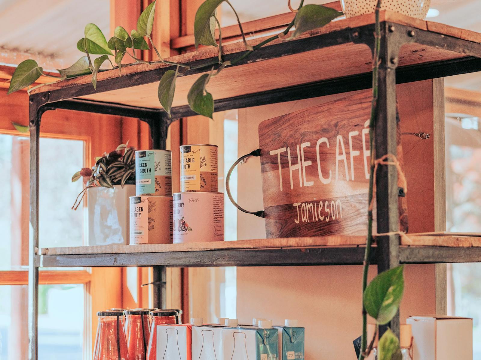 Cafe Jamieson shelves