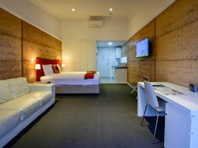 King Bed DEluxe room