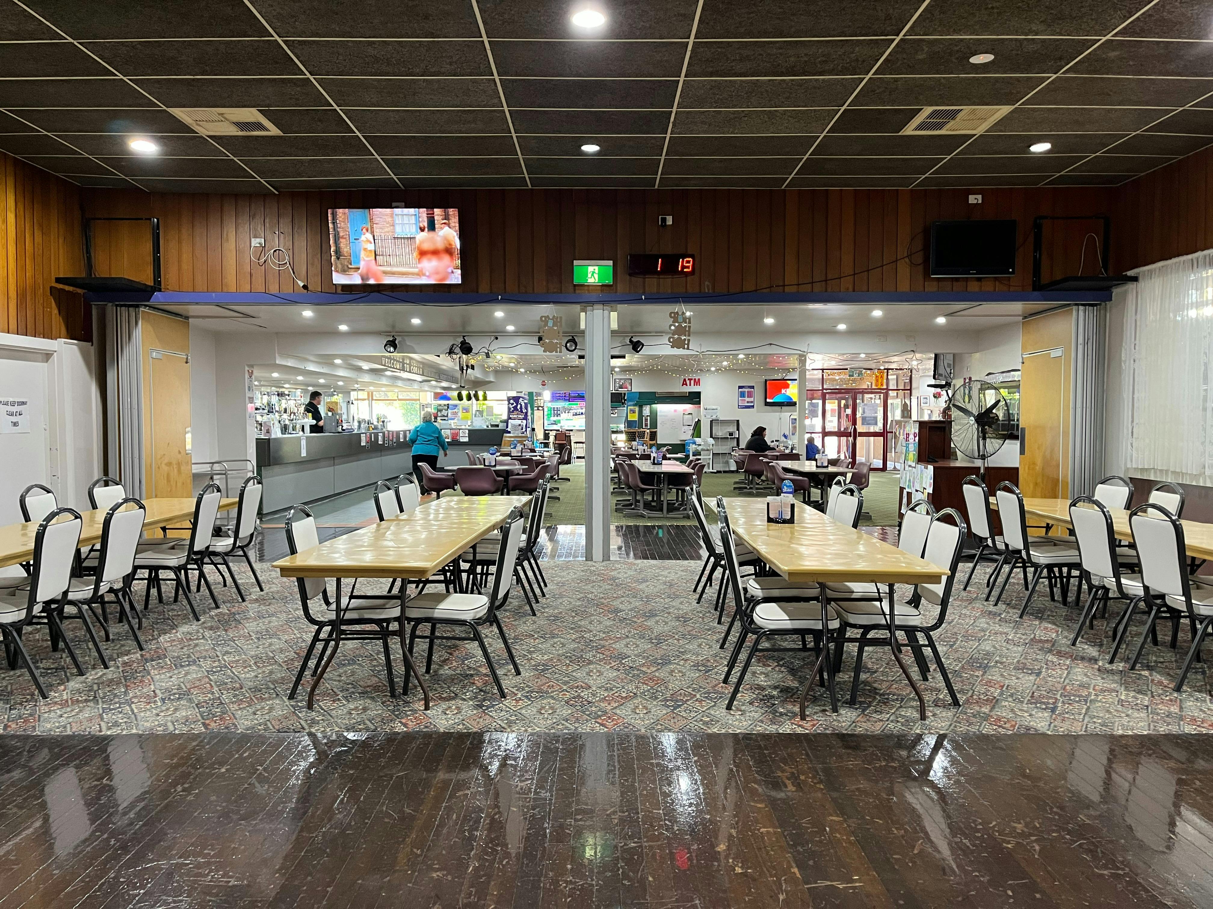 Cobar Memorial Services Club