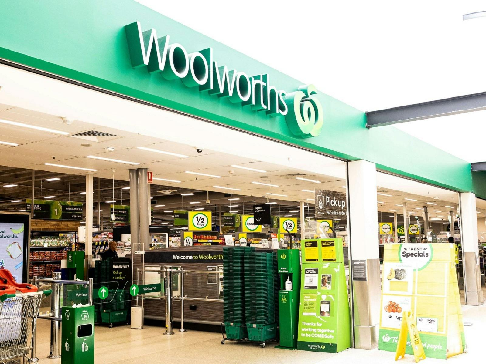 Exterior image of Woolworths Minto Mall