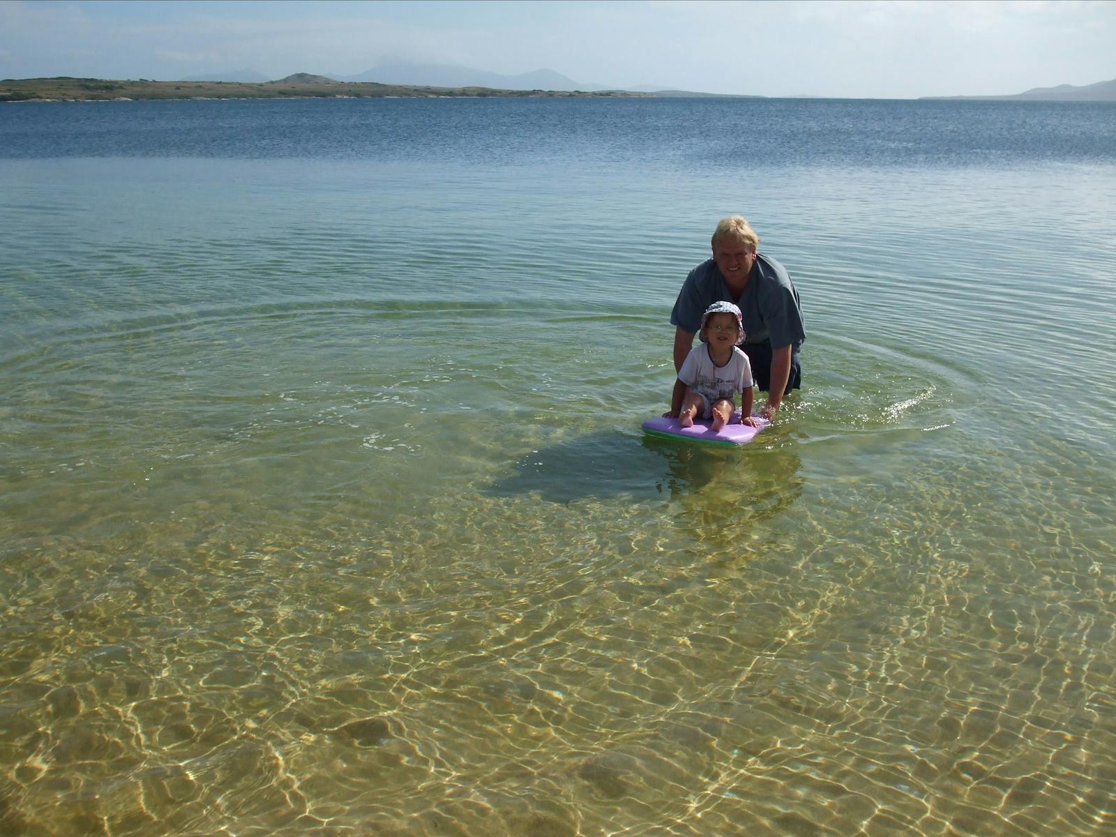 safe for swimming family friendly Yellow Beach Flinders Island Tasmania