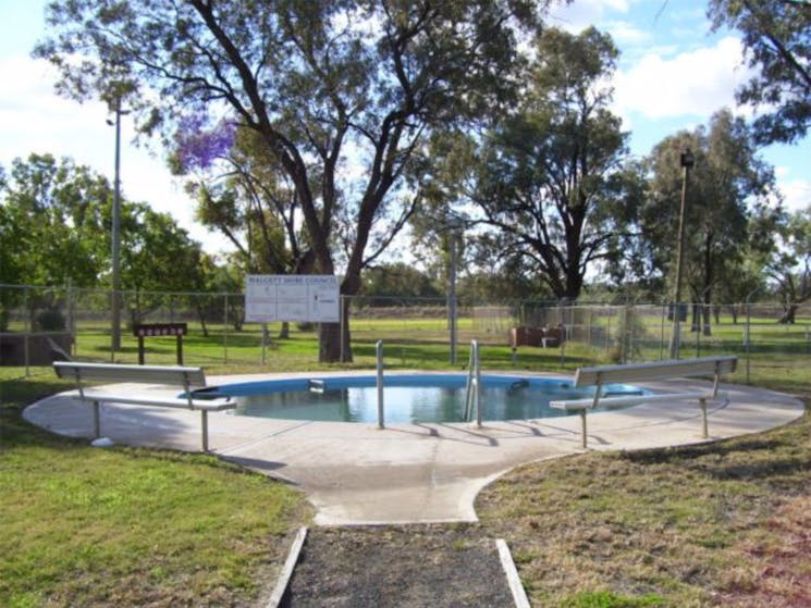 Walgett Artesian Bore Bath