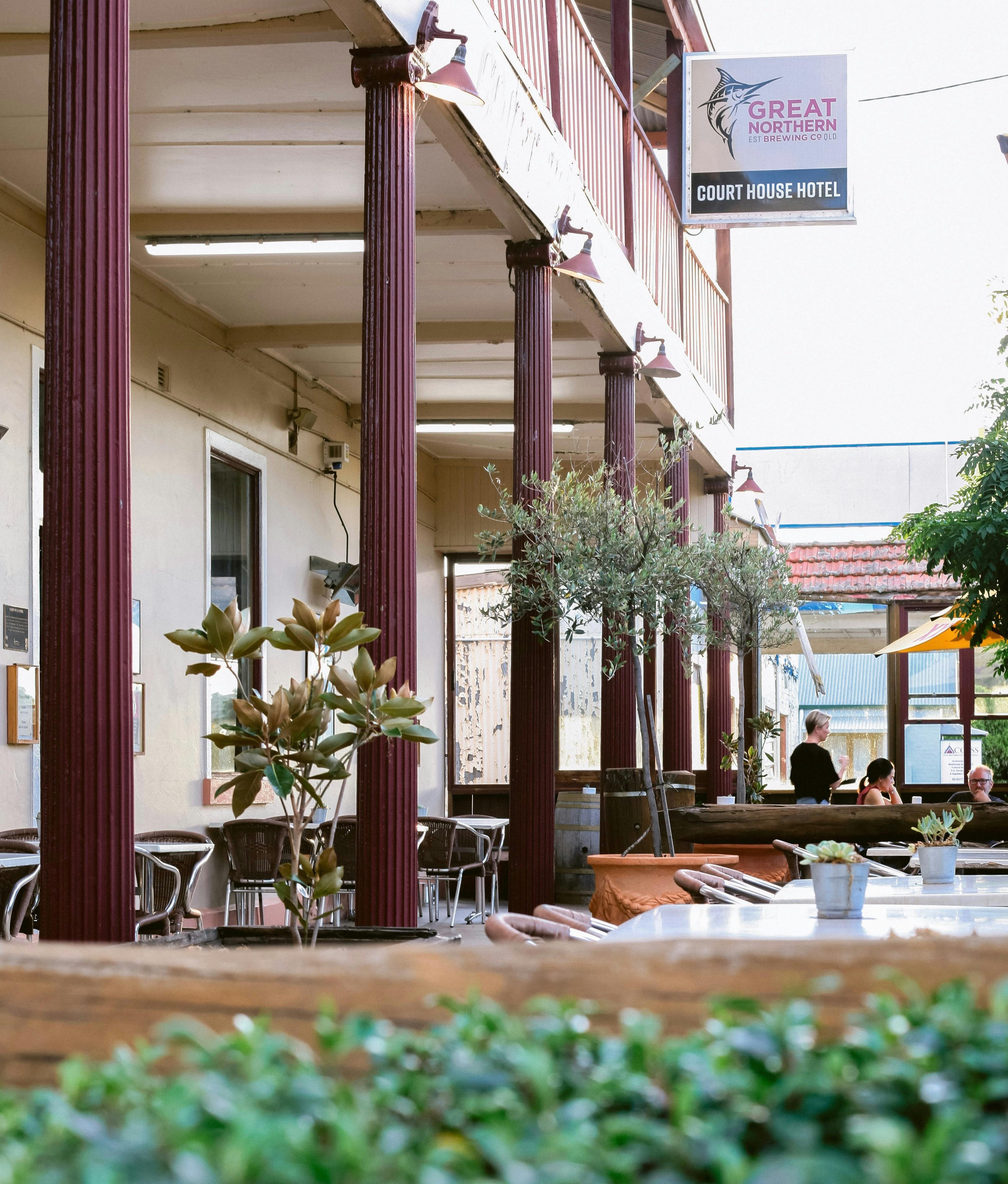 The Court House Hotel / The Courty Pub Mudgee