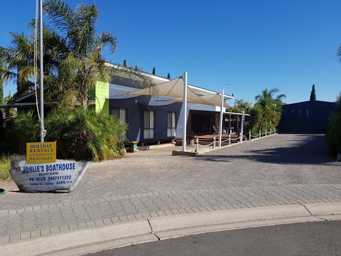 Johlies Boathouse