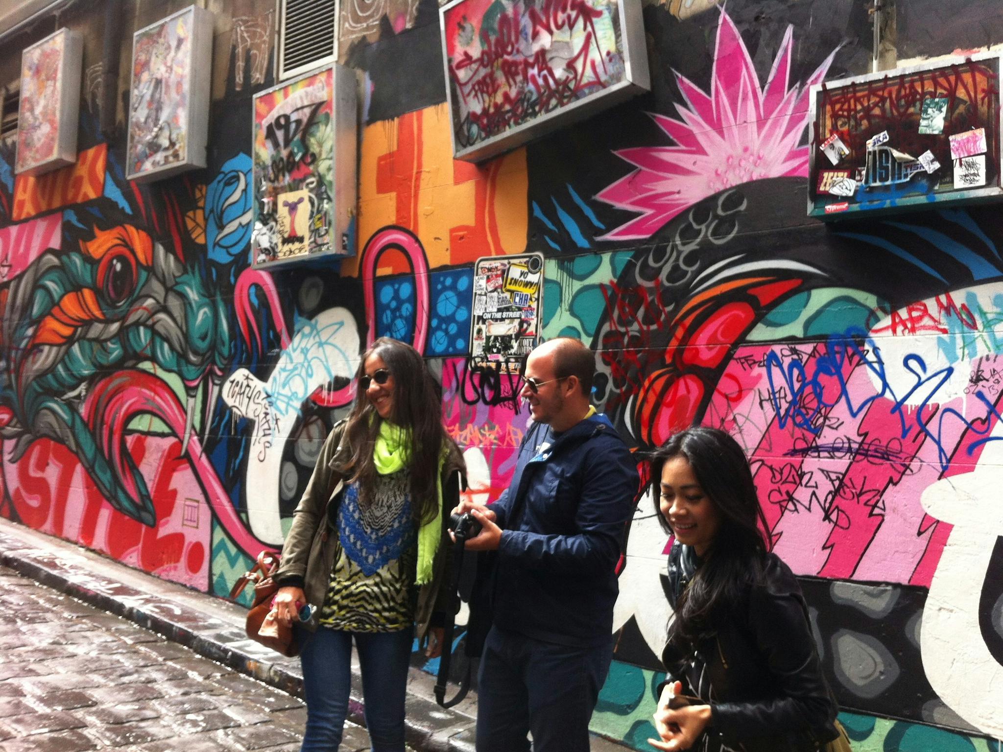 Groups visiting Hosier Lane