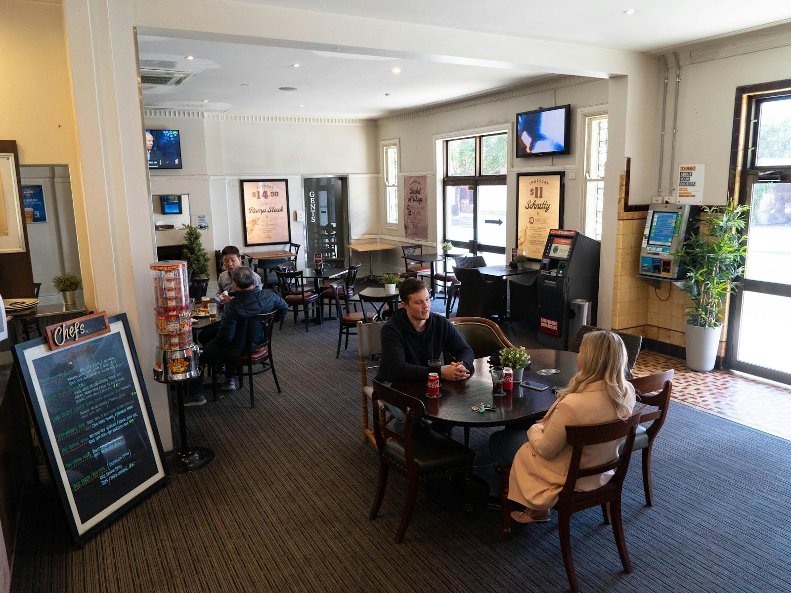 Horse and Jockey Hotel Homebush - Bar