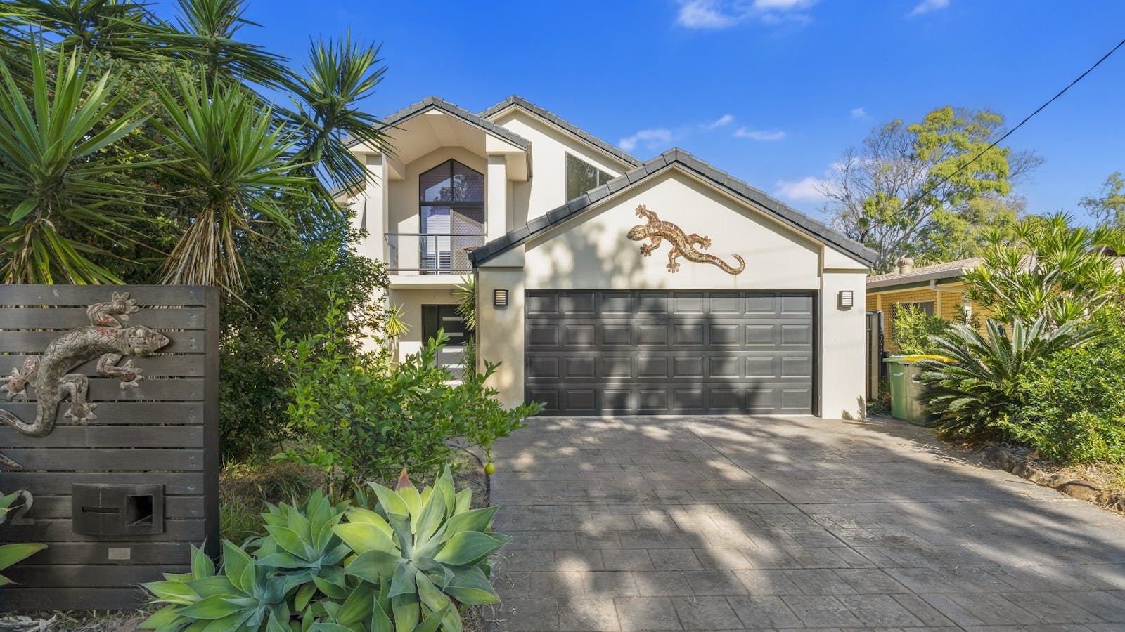 Bribie Island Holiday Hub Bribie Island Holiday Hub