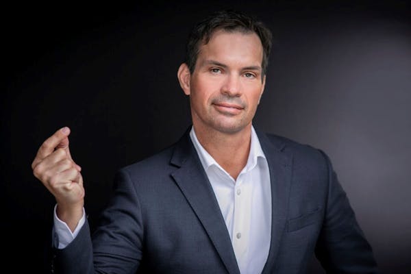 Rob Young – Hypnotist - Swan Hill
