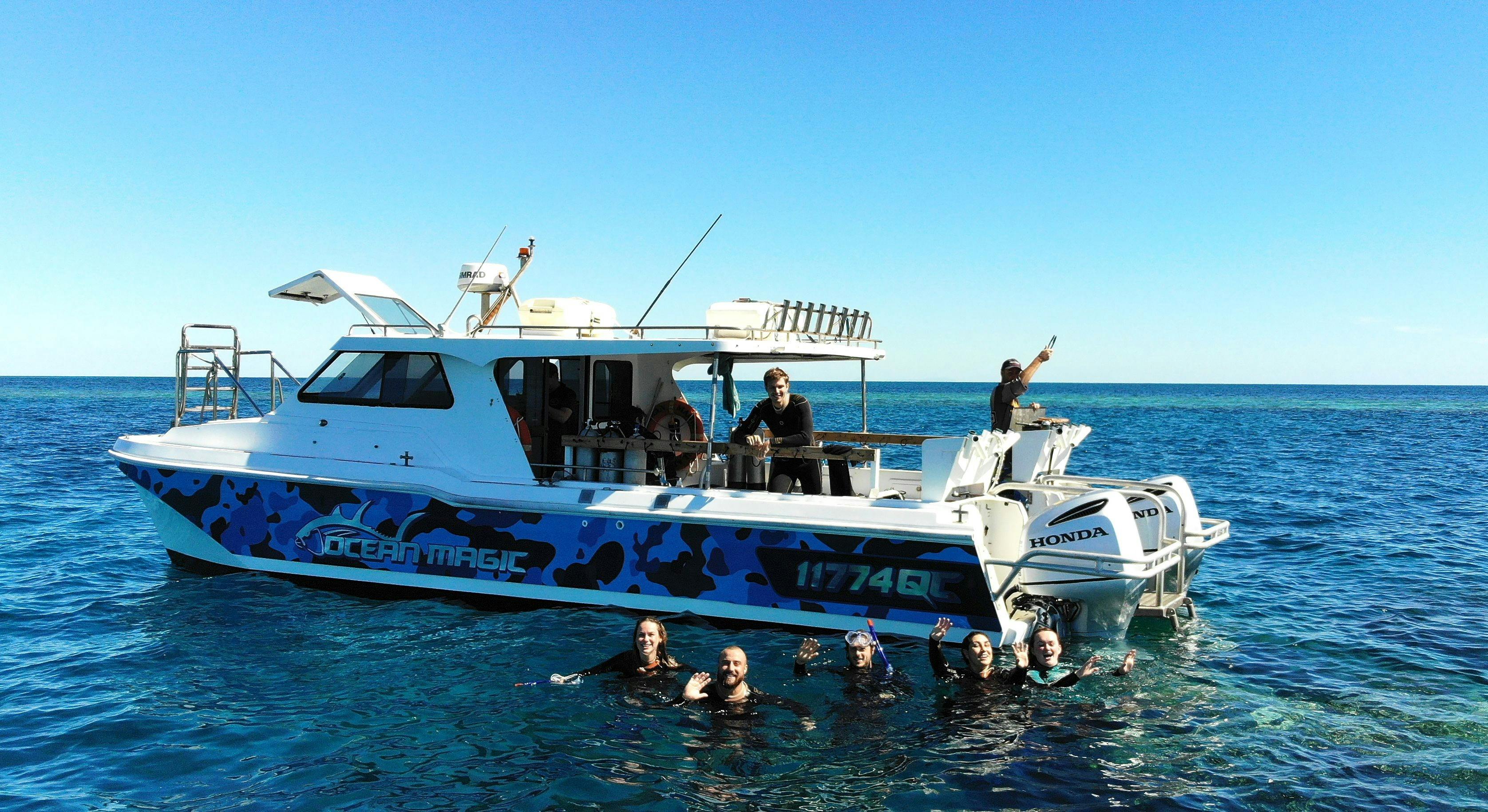 Exploring the reef