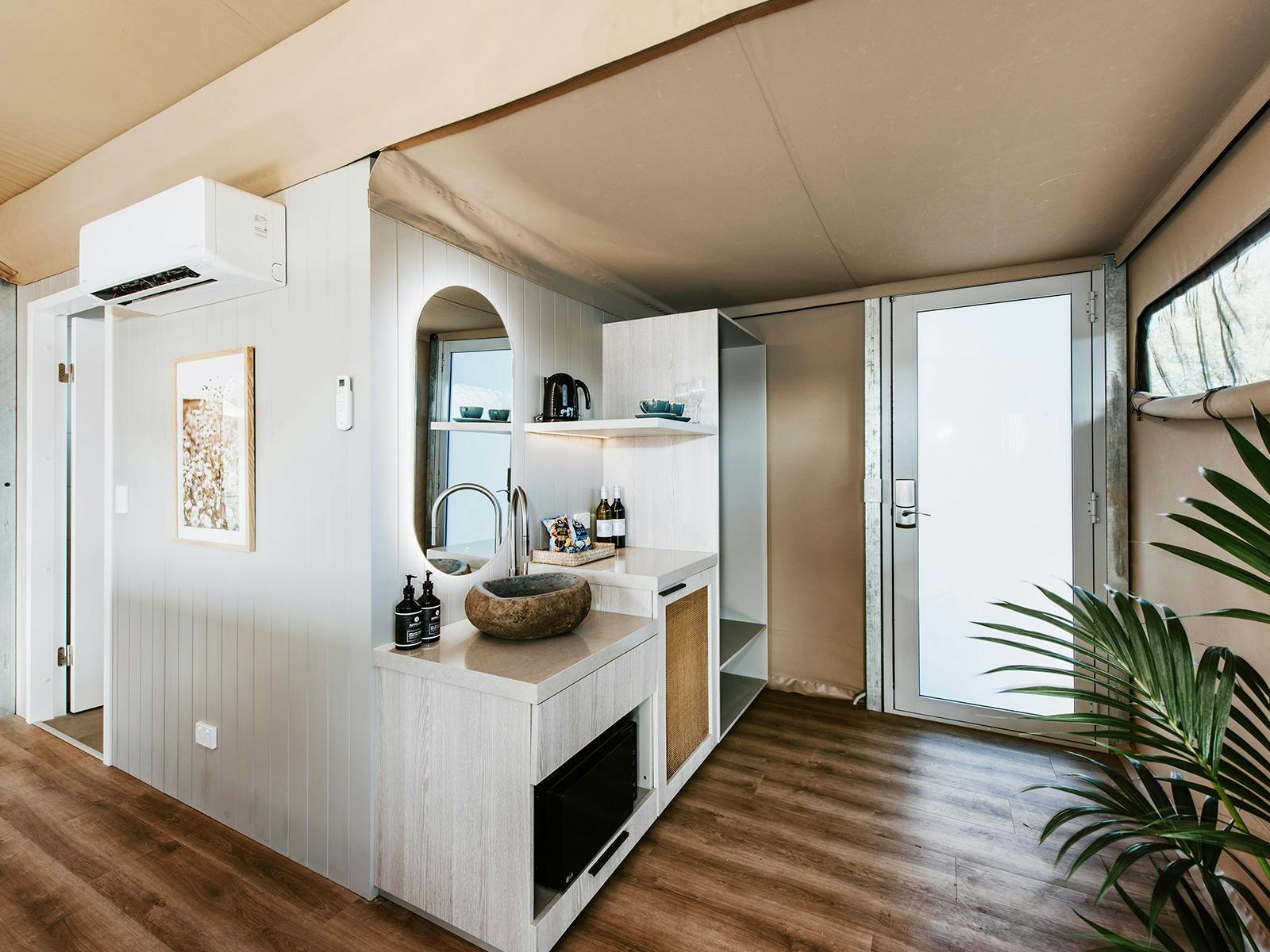 Mudgee Retreats I Interior