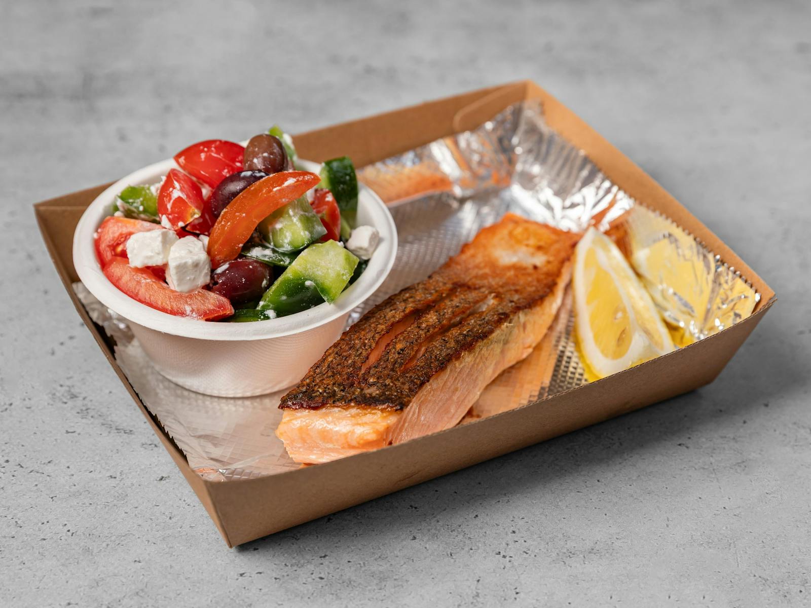 Australian Salmon with Salad