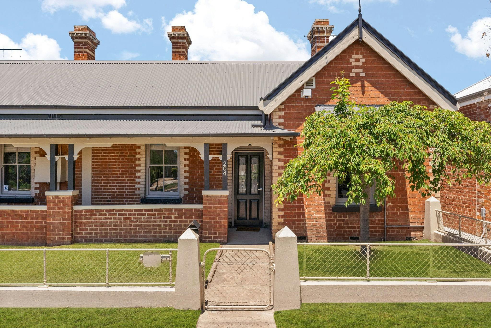 Classic Heritage Home in Bathurst