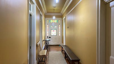 Wee Jasper Cottage Hallway