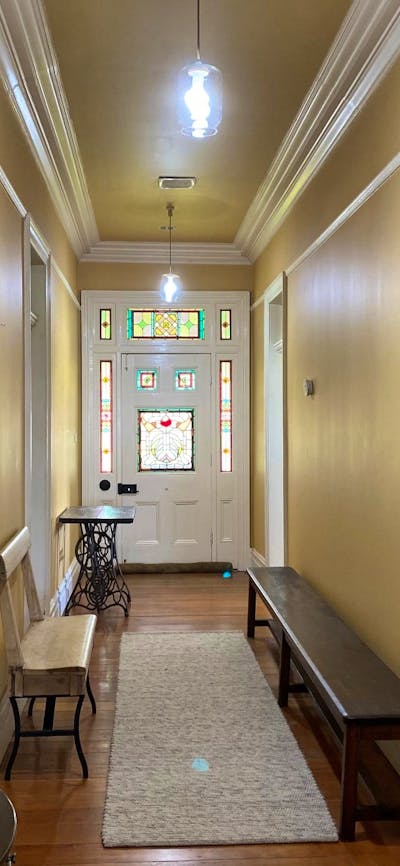 Wee Jasper Cottage Hallway