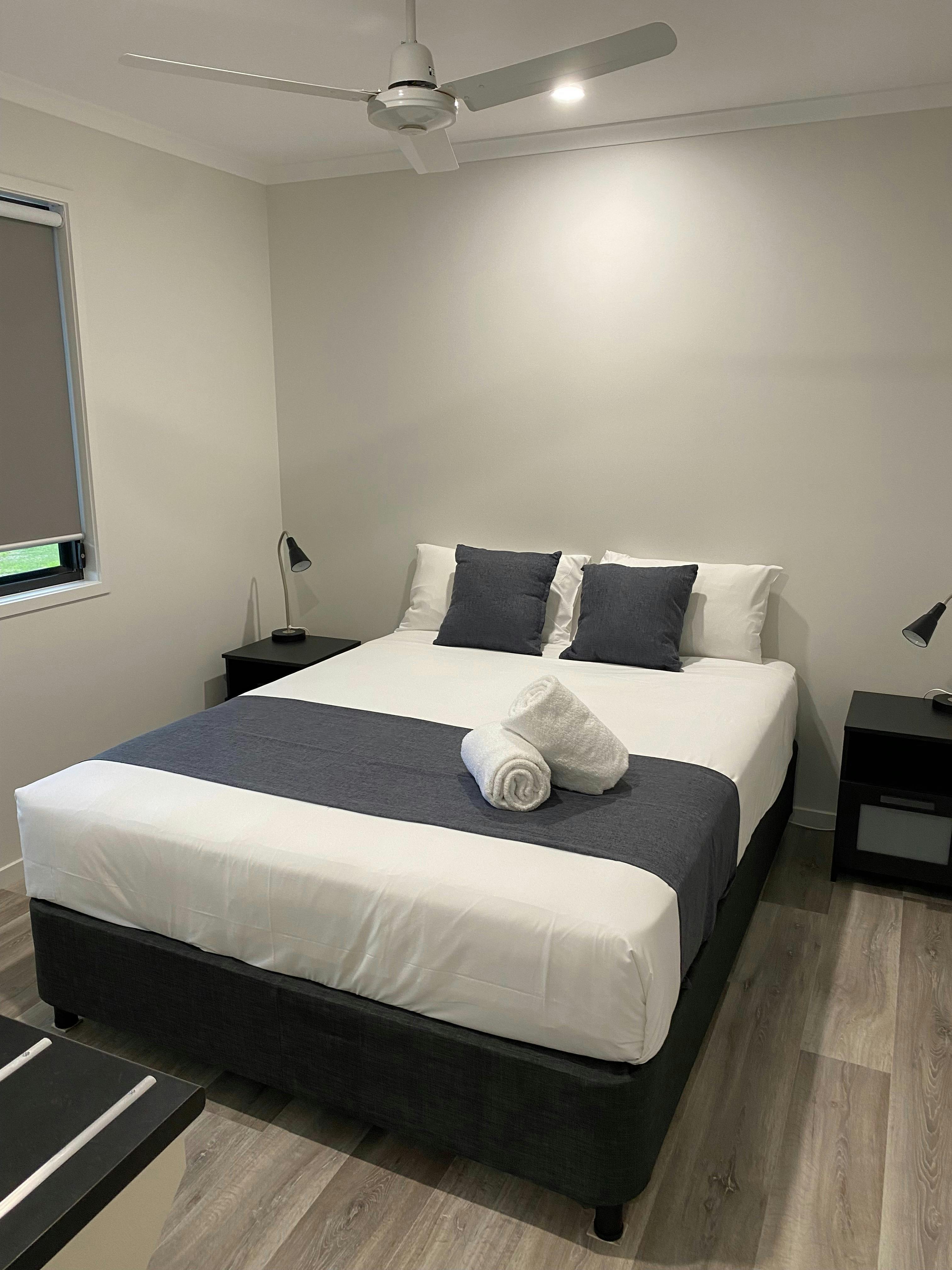 Deluxe Three-Bedroom Cabin