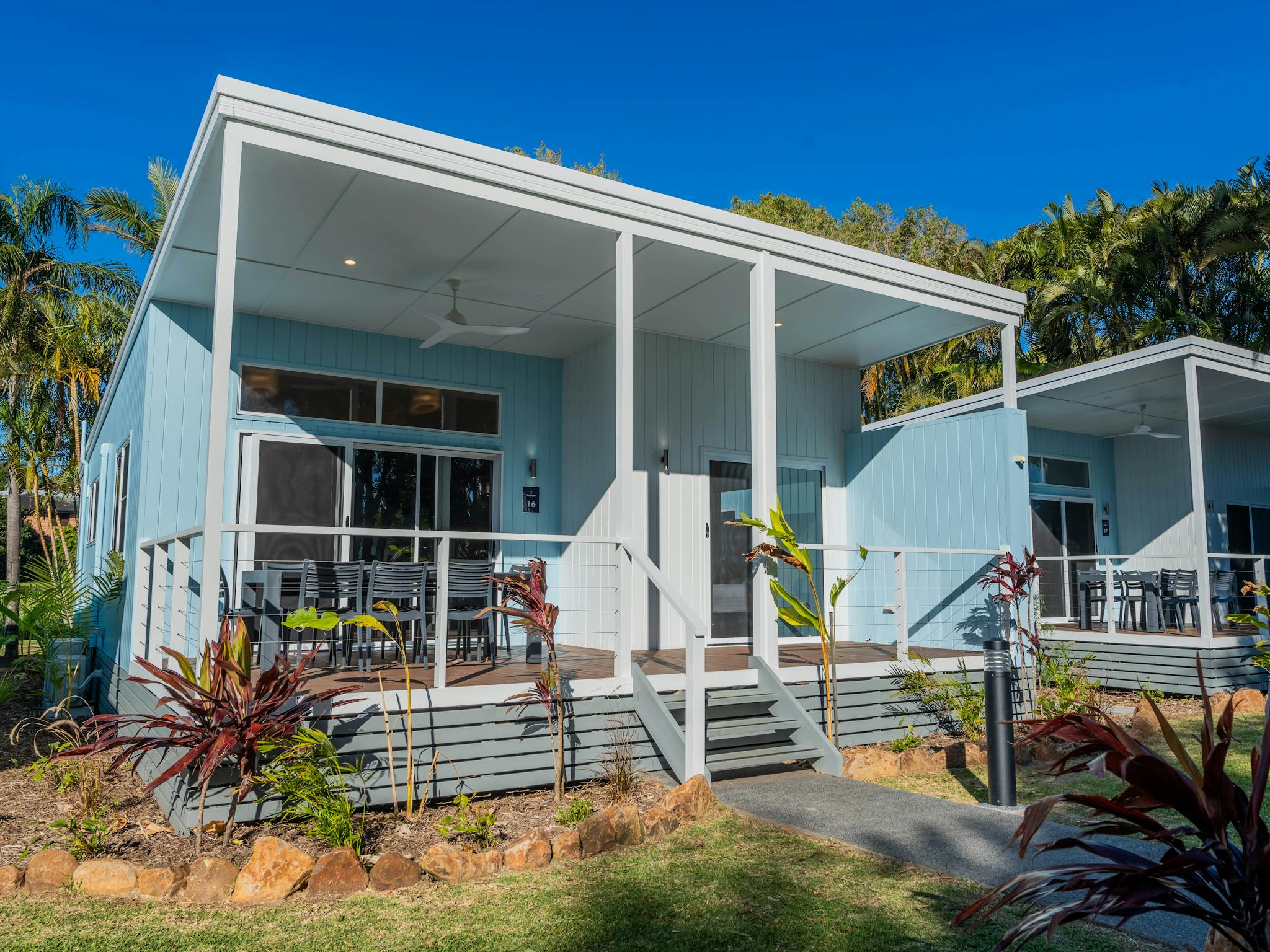 Premium Poolside Cabin | Tasman Holiday Parks - Ballina