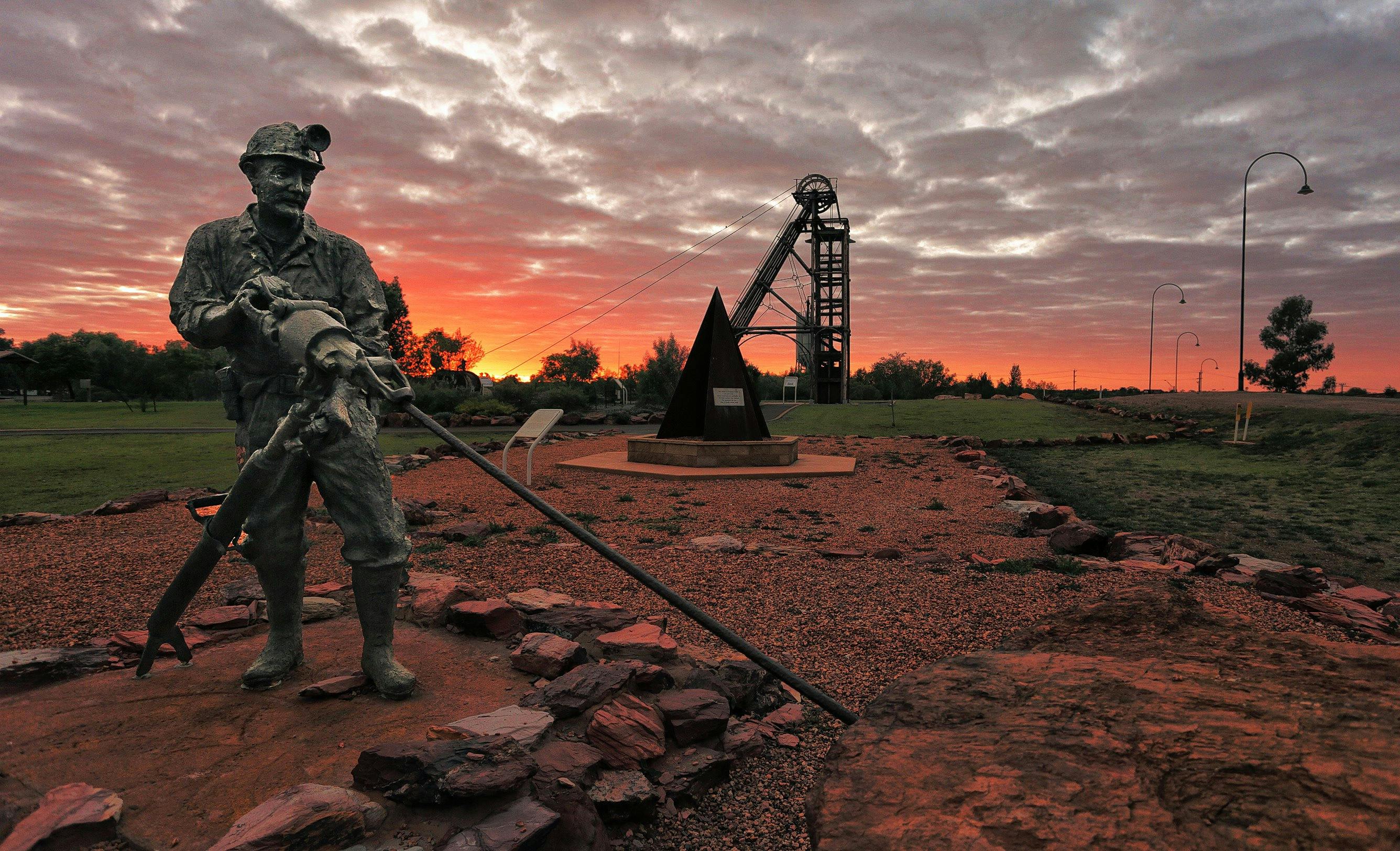 cobar nsw tourism