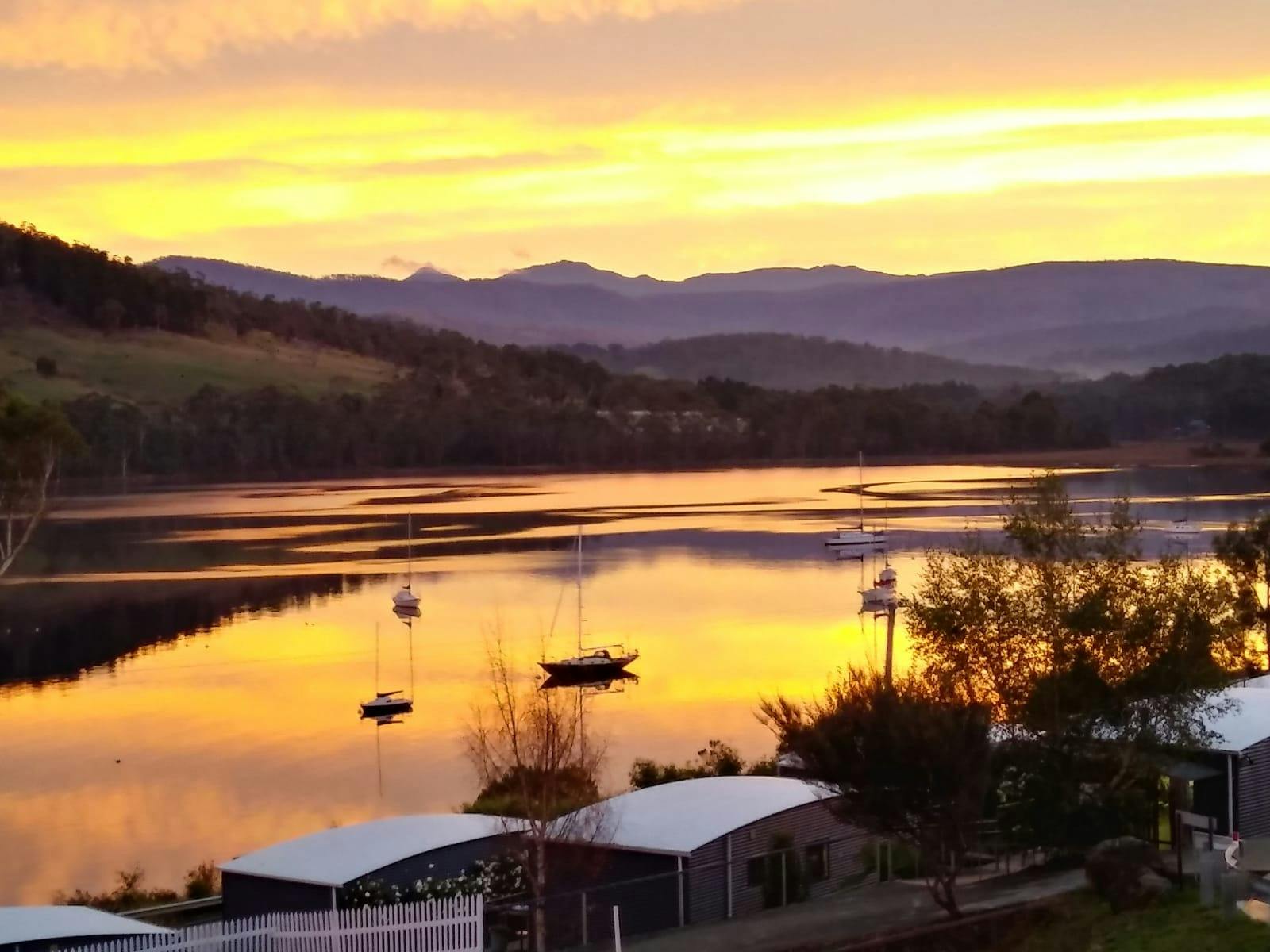 Port Huon Cottages image