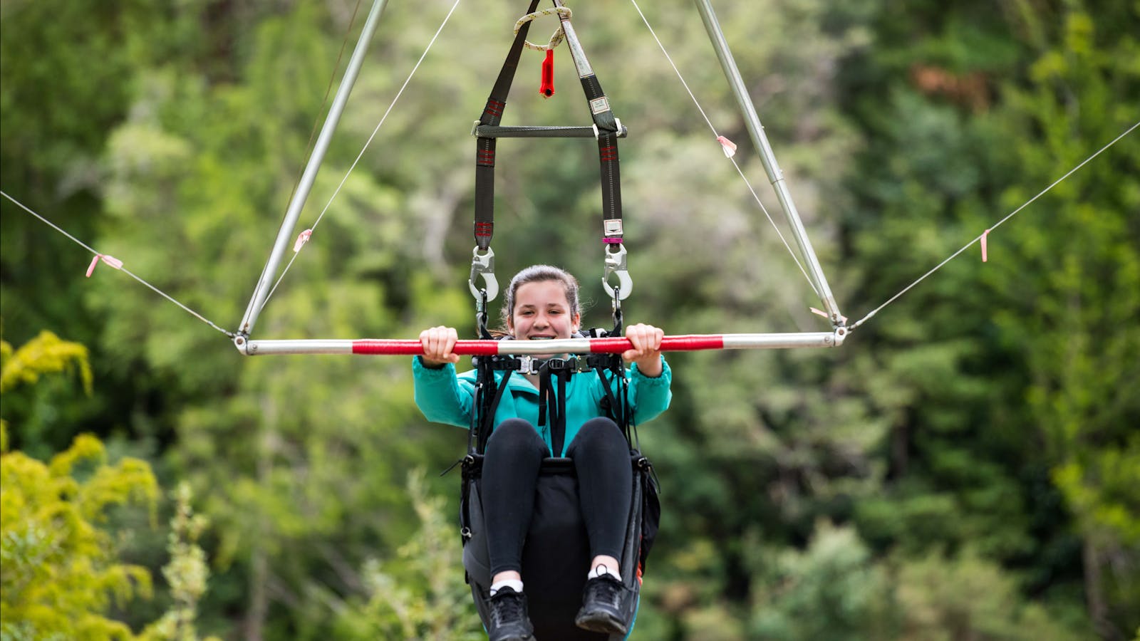 Tahune Adventures - Eagle Hang Gliding