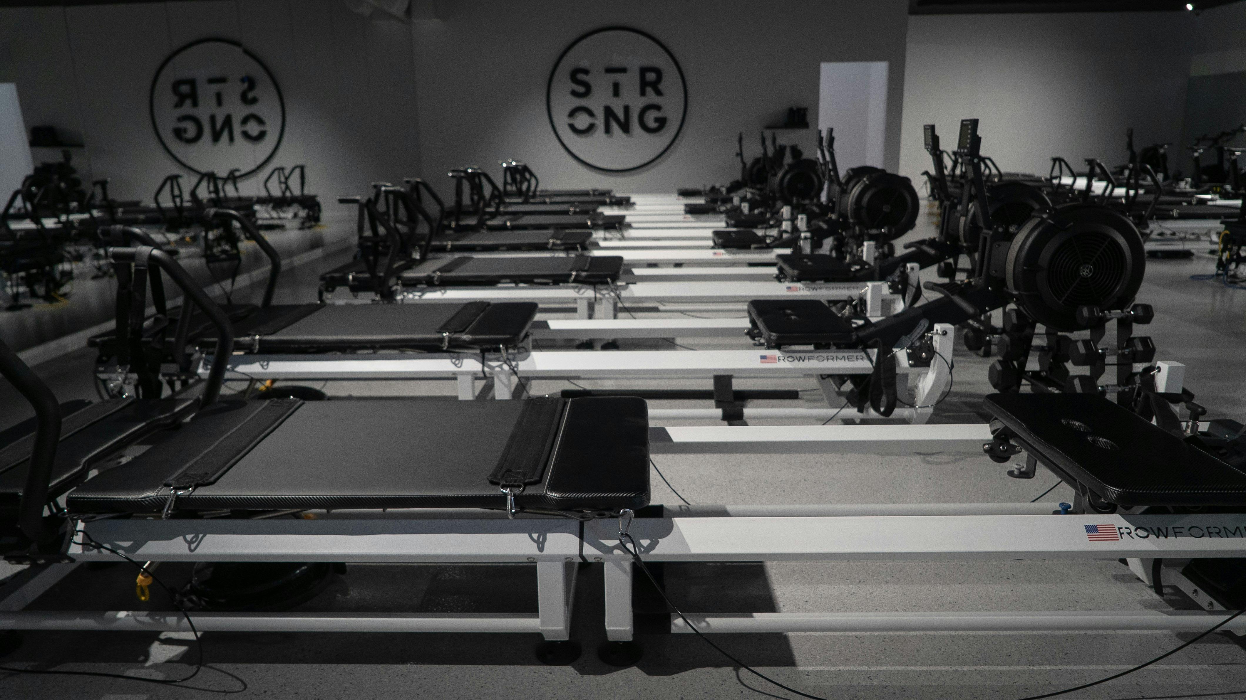 Strong studio
