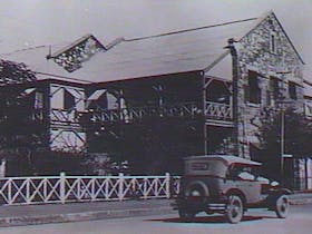 1933 - from Smith Street