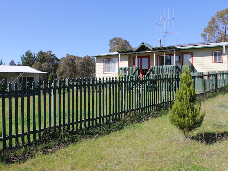 christmas tree cottage nsw holidays accommodation christmas tree cottage nsw holidays accommodation