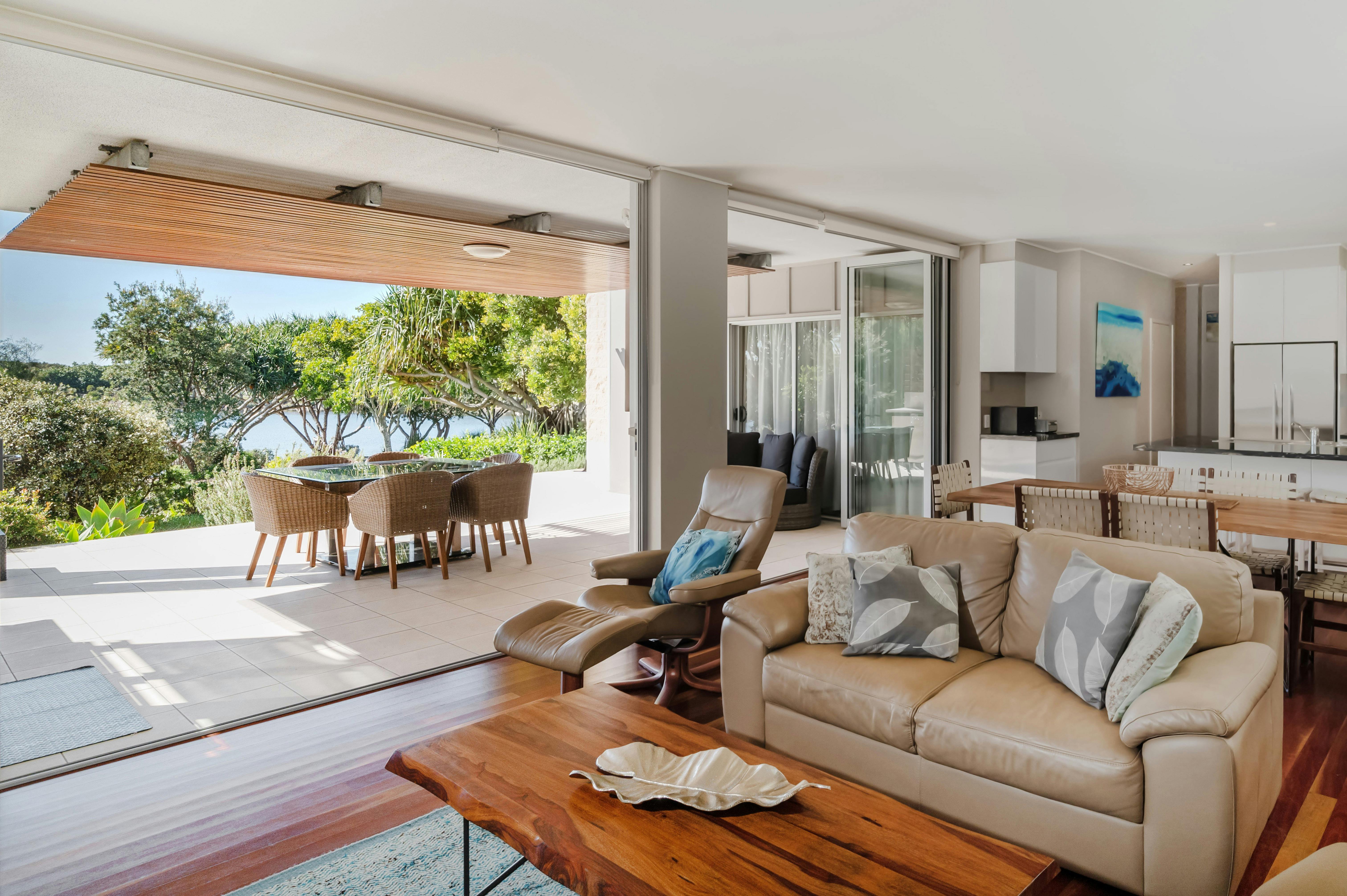 2 Bedroom Lagoon View Apartment