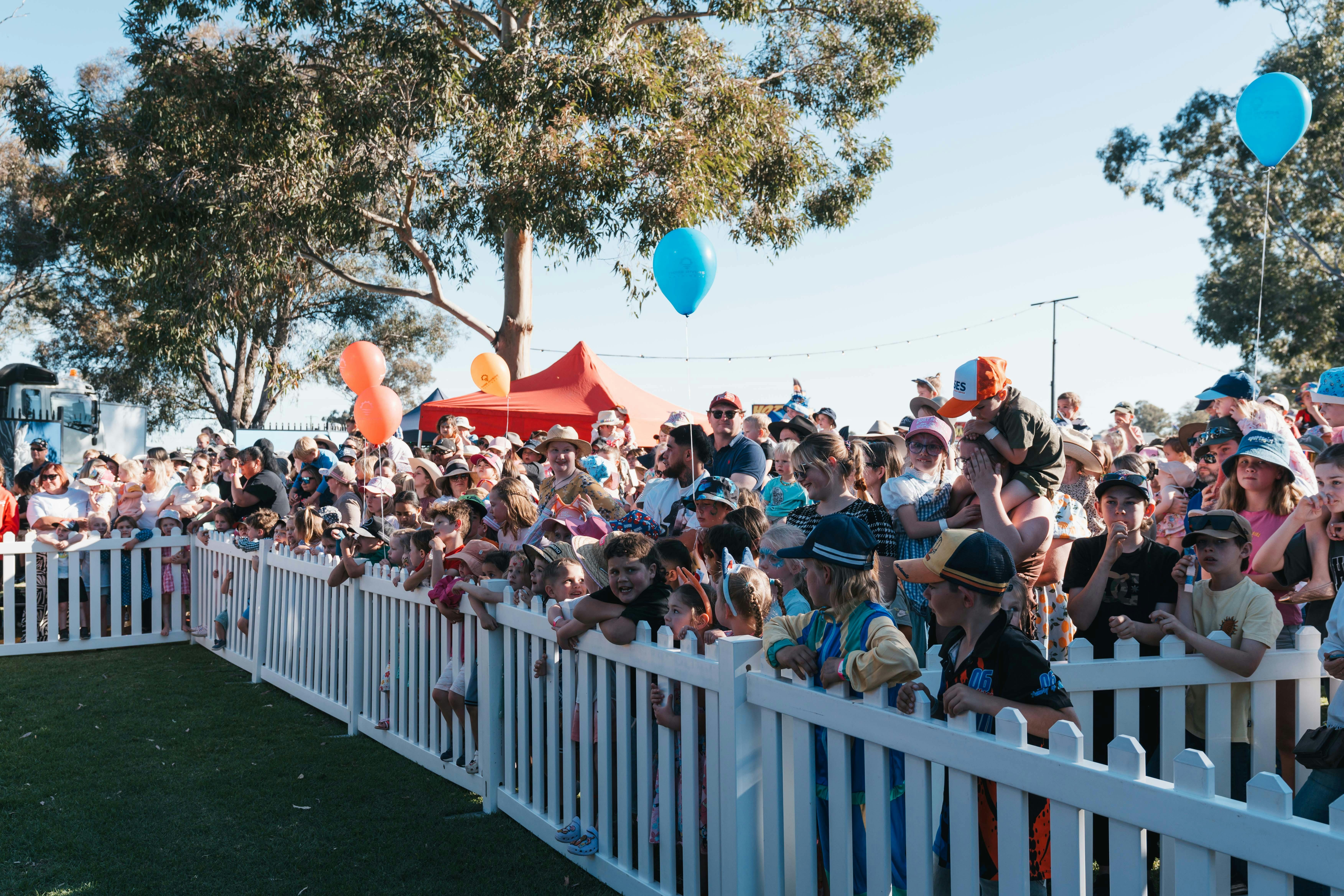 Under the Gums crowd