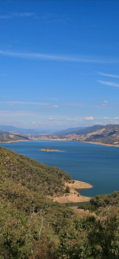 Lake Burrinjuck