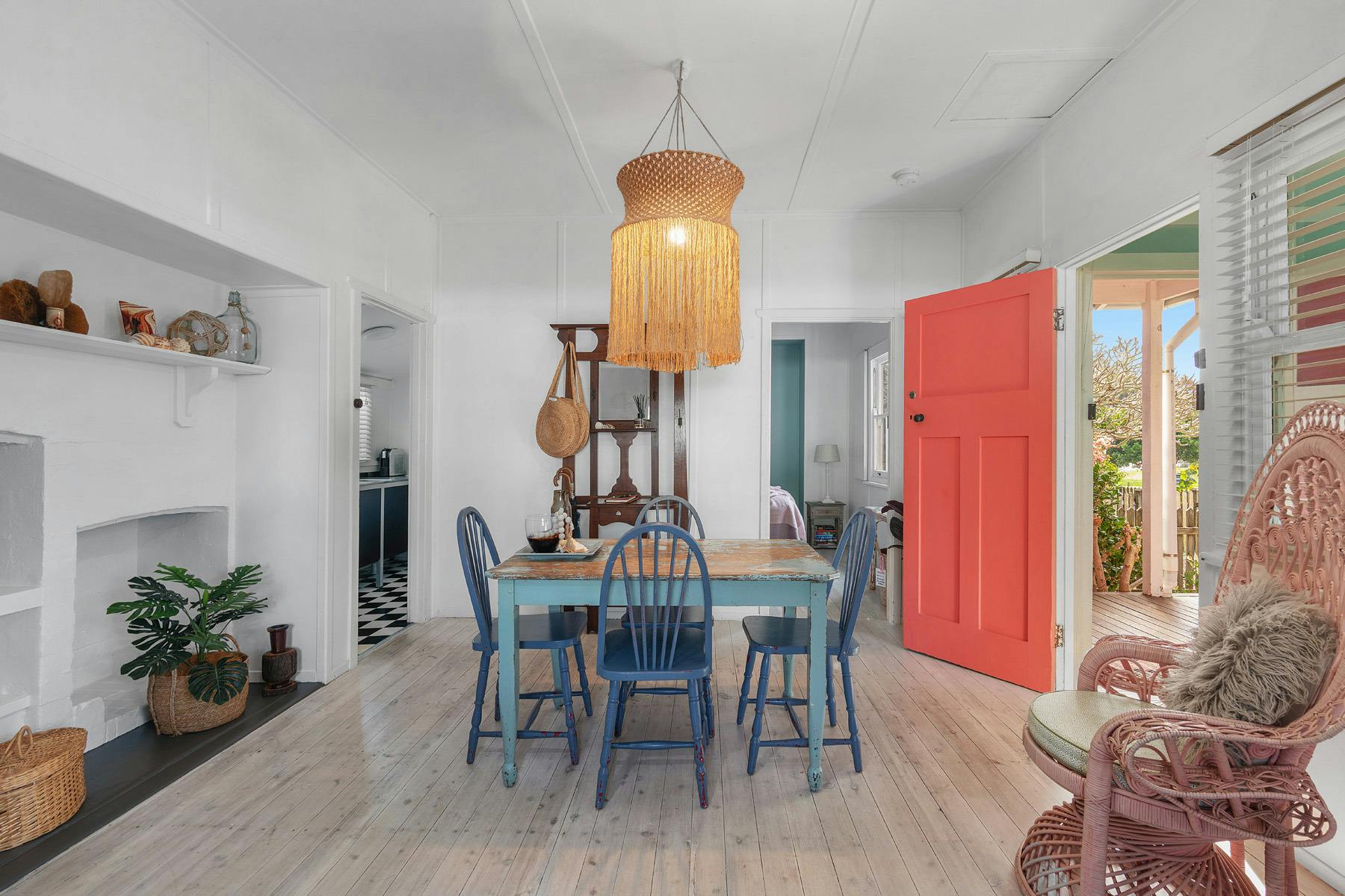 Atlantis dining room with colourful dining table & 4 chairs