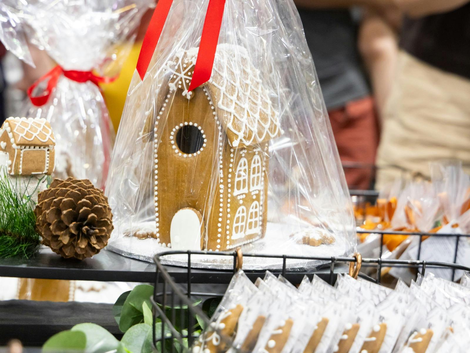 Gourmet Czech gingerbread house at the Handmade Market