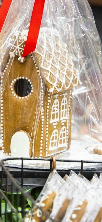 Gourmet Czech gingerbread house at the Handmade Market