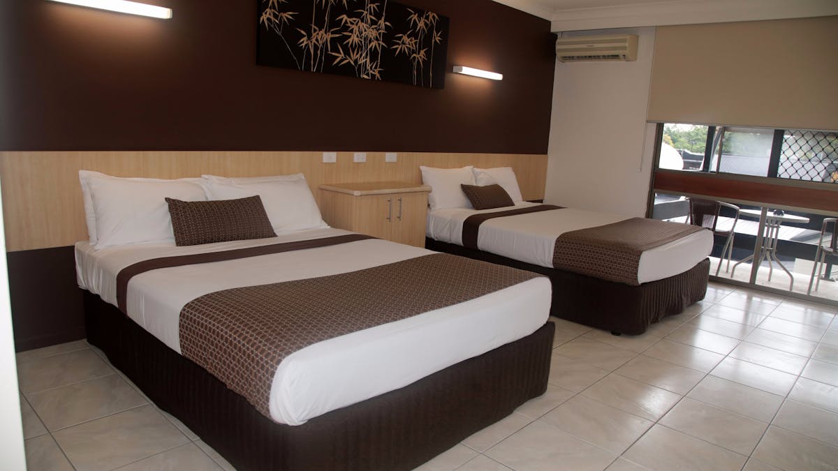 Deluxe Twin Room